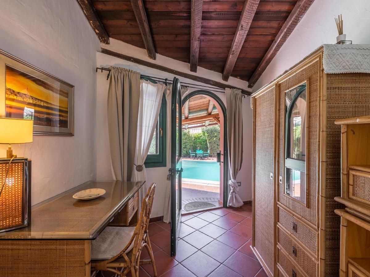 Guest House Villa Verde - Short Term Room Rentals Торре-делле-Стелле Экстерьер фото
