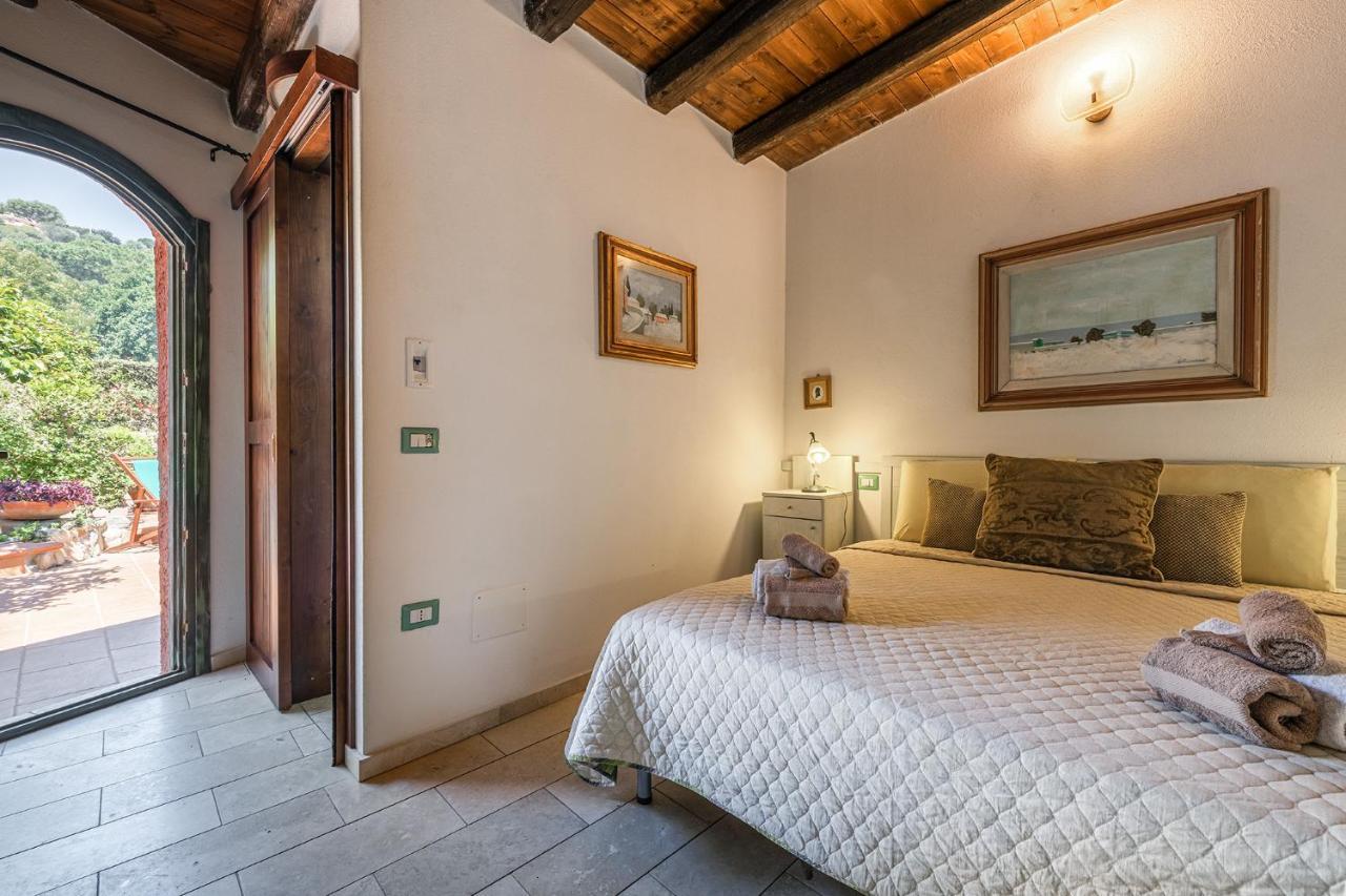 Guest House Villa Verde - Short Term Room Rentals Торре-делле-Стелле Экстерьер фото